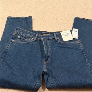 Abercrombie and Fitch Straight Fit Men’s Jeans in Dark Blue
